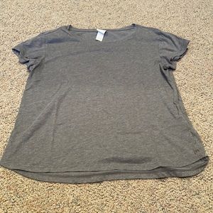 H&M grey shirt